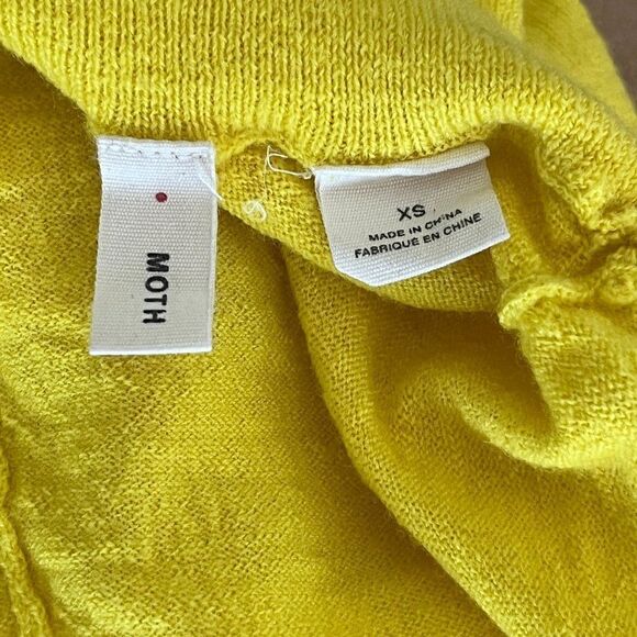 Anthropologie Moth Yellow Merino Wool V neck Sweater Size Small - Picture 11 of 11